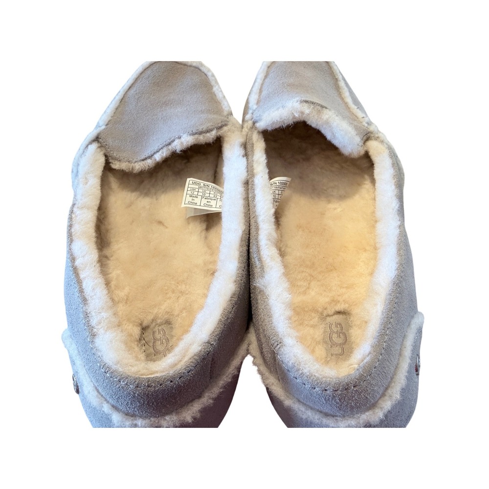 UGG Women's Gray Suede Sheepskin Lined Moccasin Slippers Comfort Shoes‎ Size 12 - Picture 11 of 16